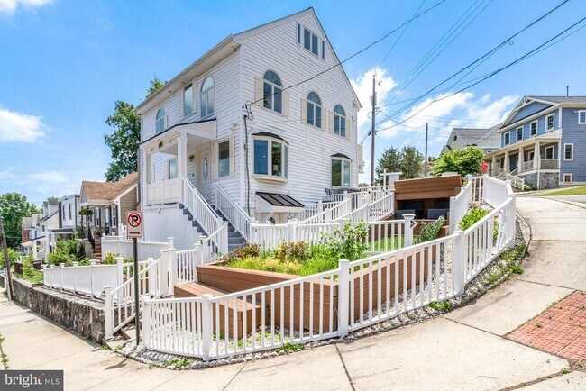 Building Photo - 4144 21st Rd N