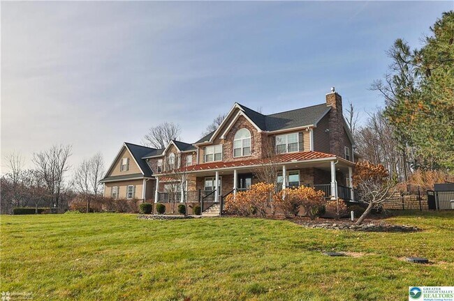 Building Photo - 284 Walker Rd