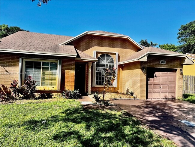 Building Photo - 1430 SW 85th Terrace