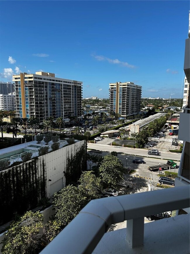 Building Photo - 1980 S Ocean Dr
