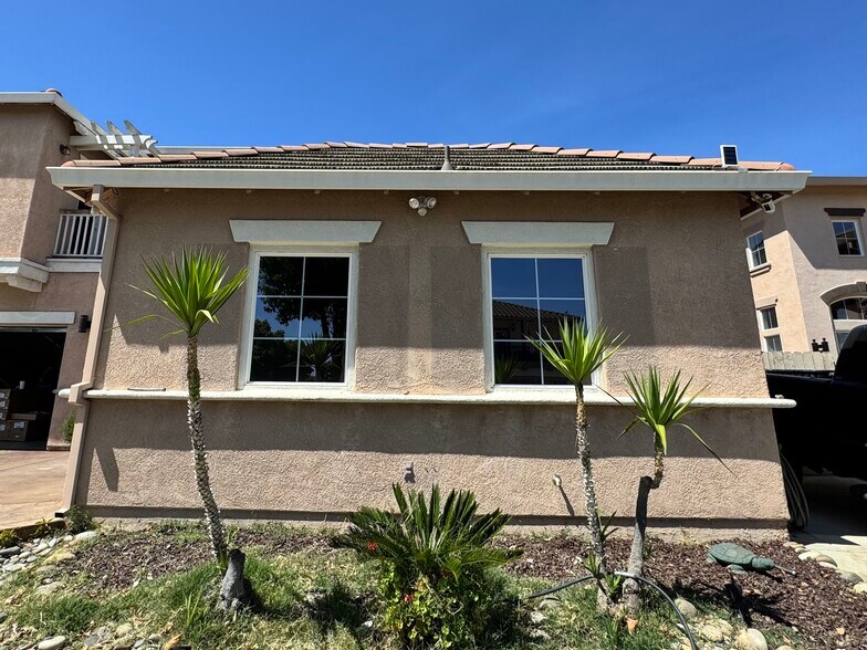 Building Photo - 3773 Northern Oak Dr