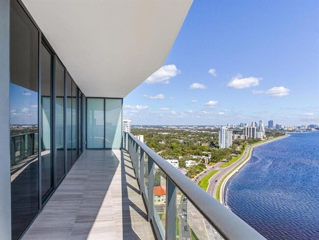 Building Photo - 3101 Bayshore Blvd