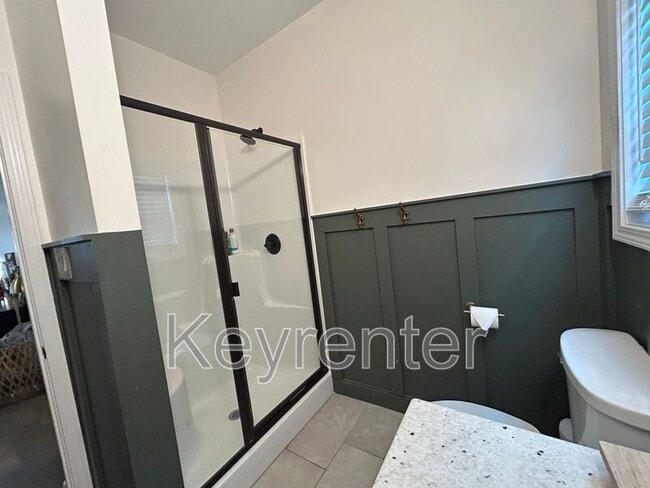 Building Photo - 2242 Nora Mae Rd