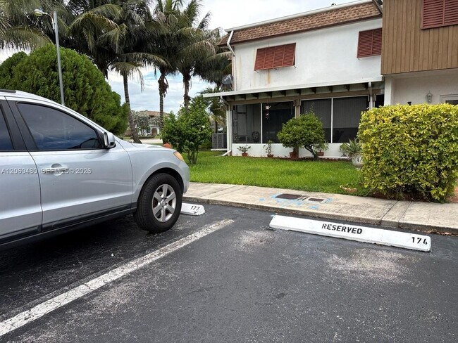 Building Photo - 6900 NW 169th St
