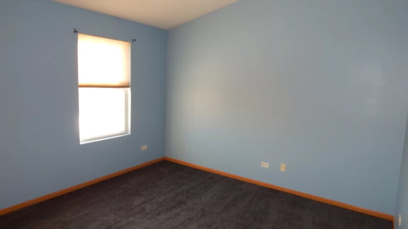 Building Photo - 2546 Oak Tree Ln