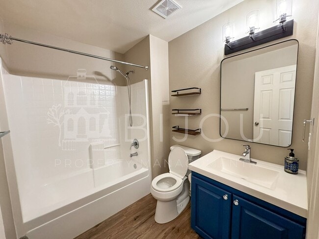 Building Photo - Woodmen Hills Ranch Home