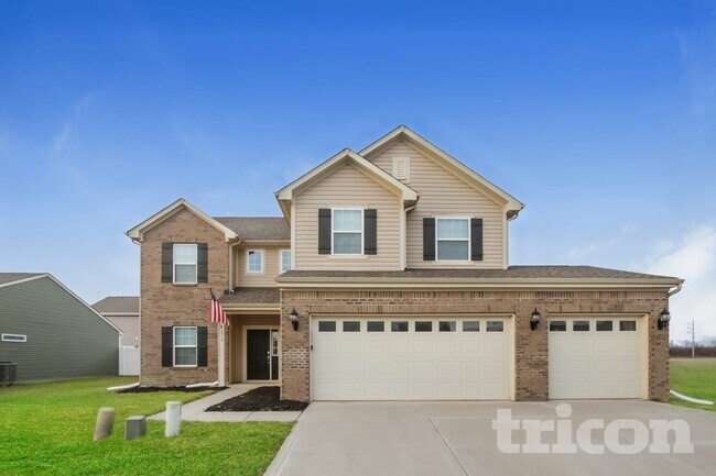Building Photo - 1818 12 Oaks Dr