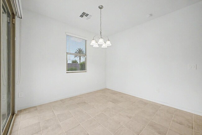 Building Photo - 35455 W Cartegna Ln