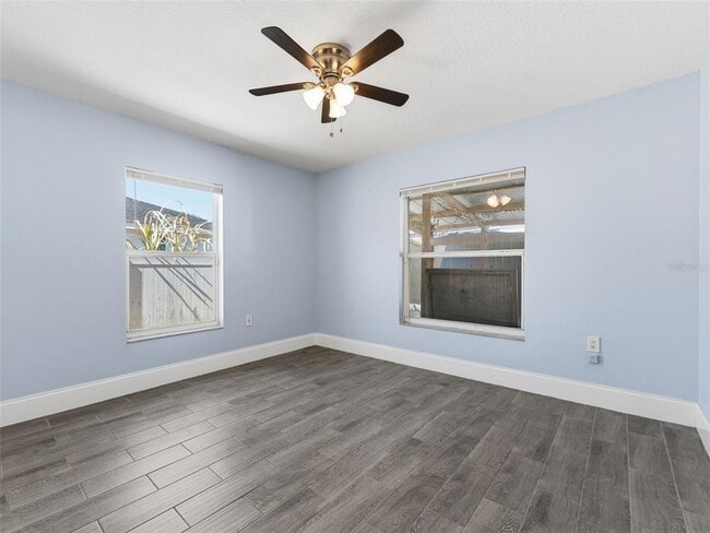 Building Photo - 207 W Broad St