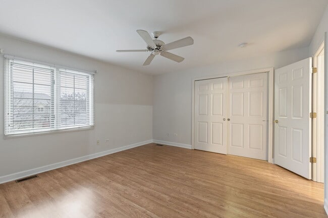 Building Photo - 4524 S Seminole Dr