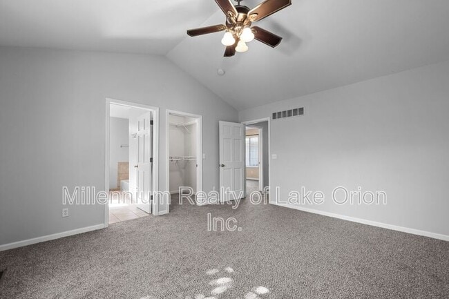 Building Photo - 420 James Cir