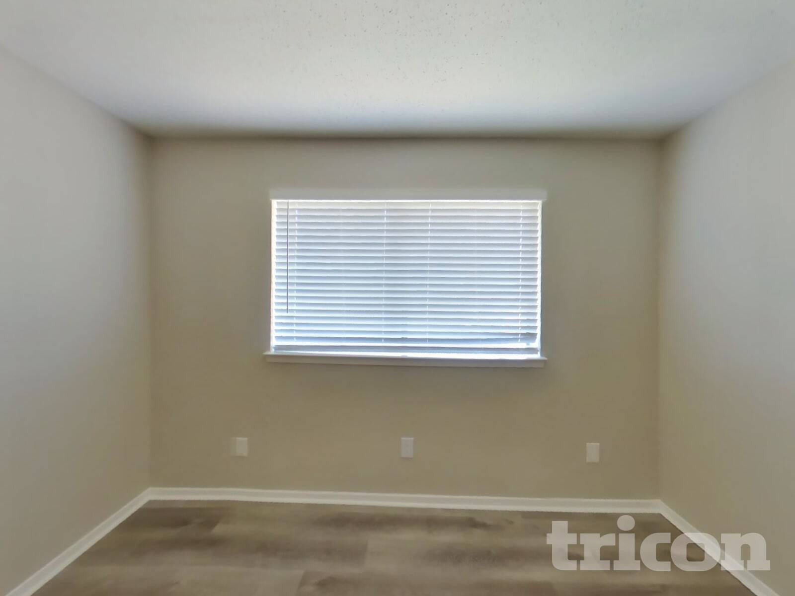 Building Photo - 725 Villa Ridge Dr