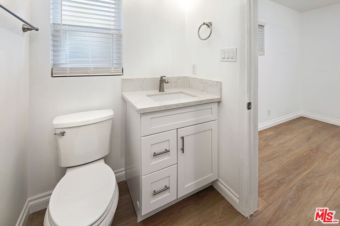 Building Photo - 1436 W 152nd St