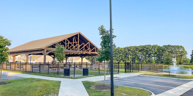Building Photo - 515 Eldridge Ln