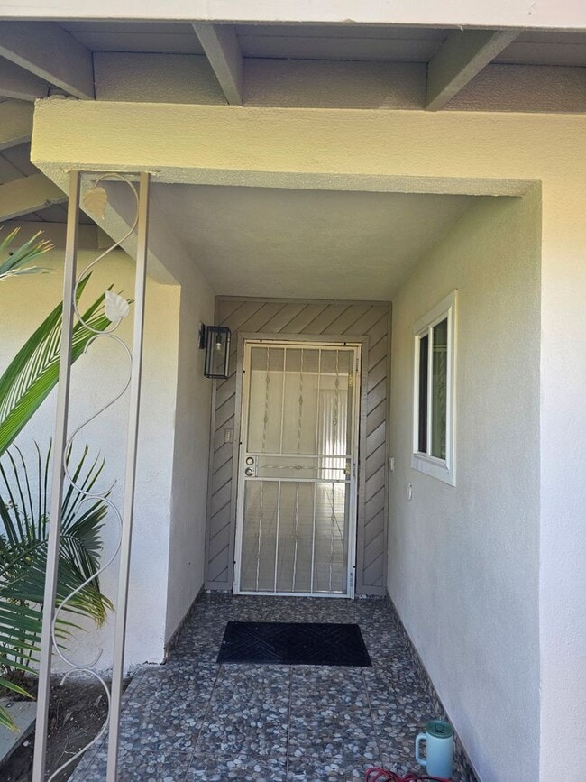Building Photo - OPEN HOUSE 9/6/2025 From 12pm-2pm 3bed 2 B...