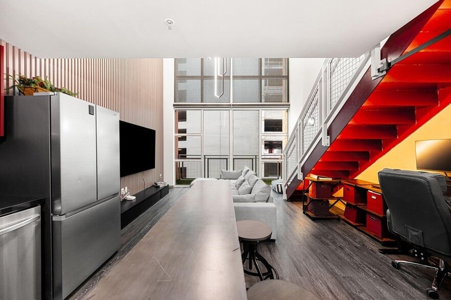 Building Photo - 244 Biscayne Blvd