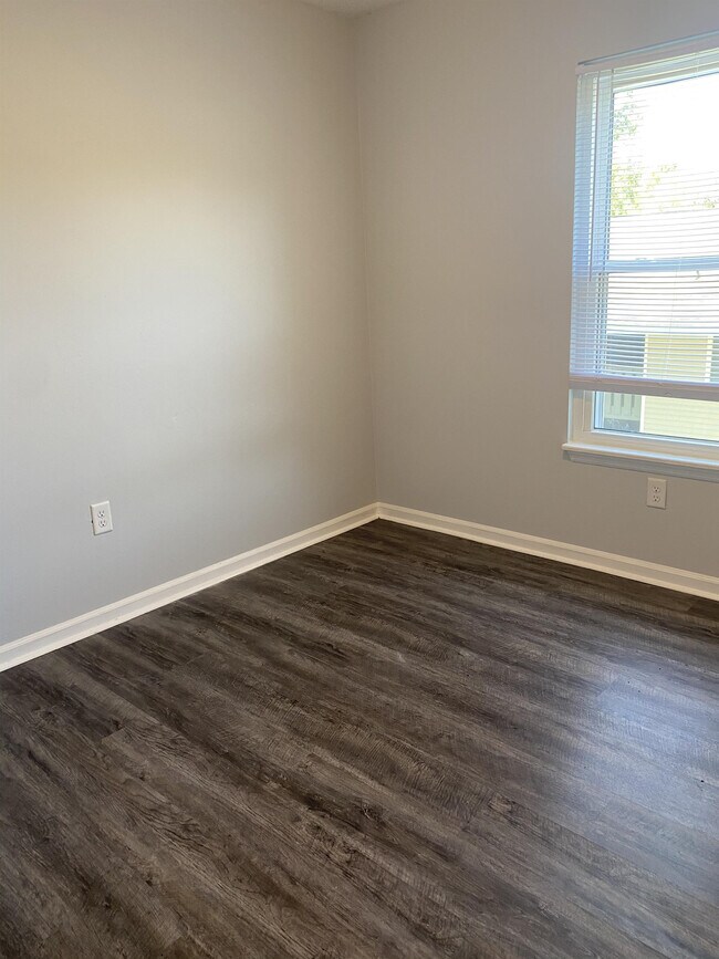 Building Photo - 1251 Sumner Ave