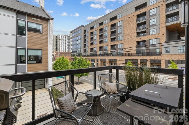 Building Photo - 1207 Minter Pl