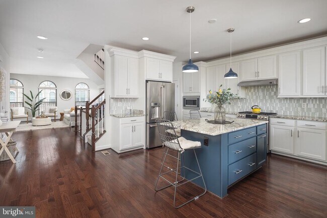 Building Photo - 7933 Turtle Crk Cir