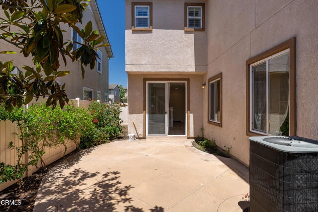 Building Photo - 326 Lakeview Ct