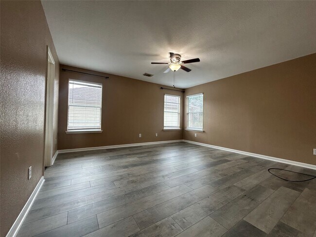 Building Photo - 6139 Springbrook Garden Ln