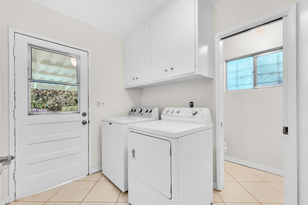 Building Photo - 4615 Arriba Dr