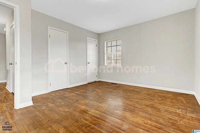 Building Photo - 4012 Hazelwood Rd