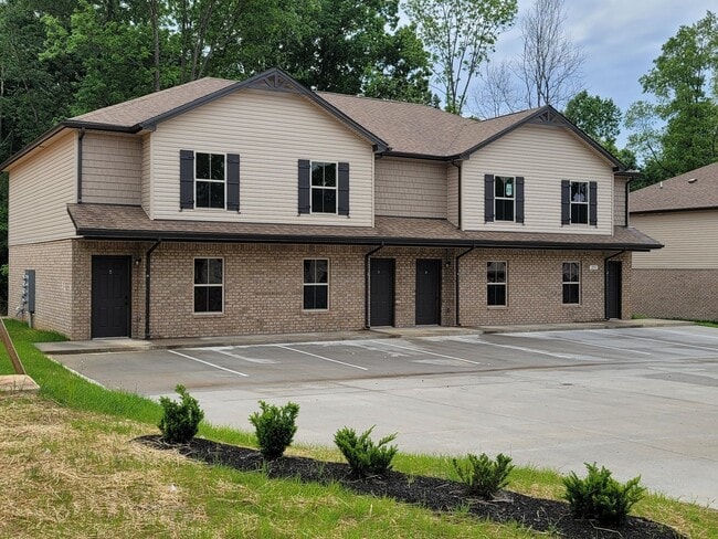 Building Photo - 231 Smithson Ln