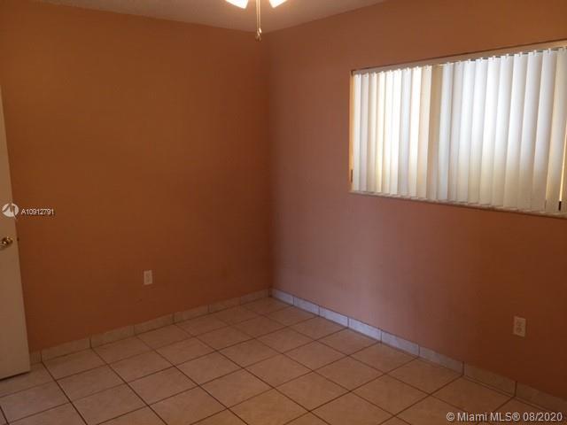 Building Photo - 8045 SW 107th Ave