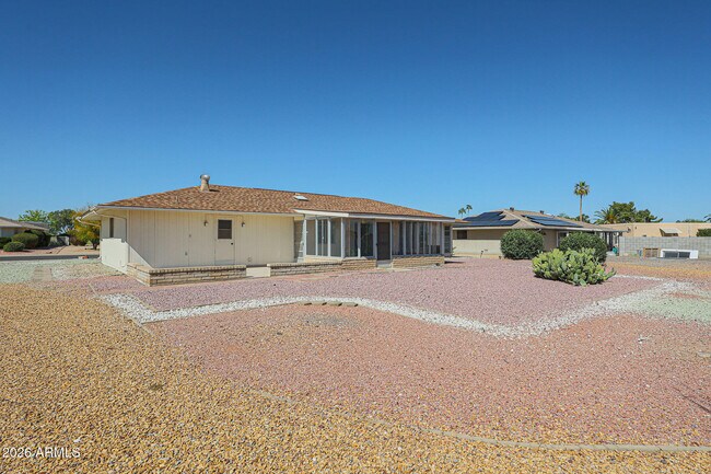 Building Photo - 10507 W Brookside Dr