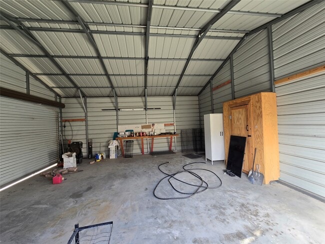 Building Photo - 8703 Berndale St