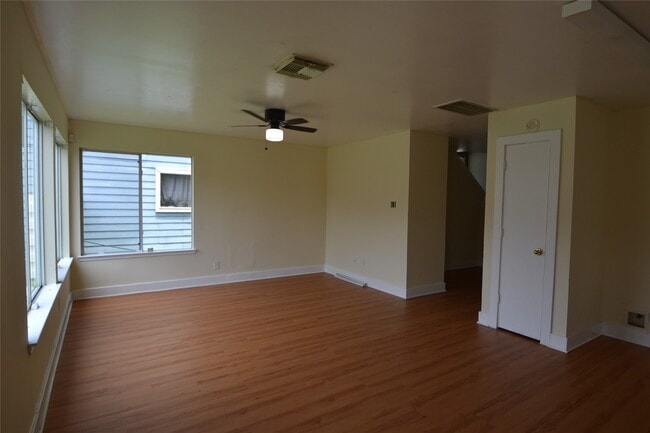 Building Photo - 3811 E Traditions Ct