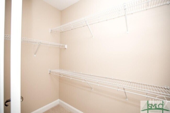 Building Photo - 85 Golden Rod Loop