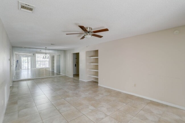 Building Photo - 7206 Olympia Ct
