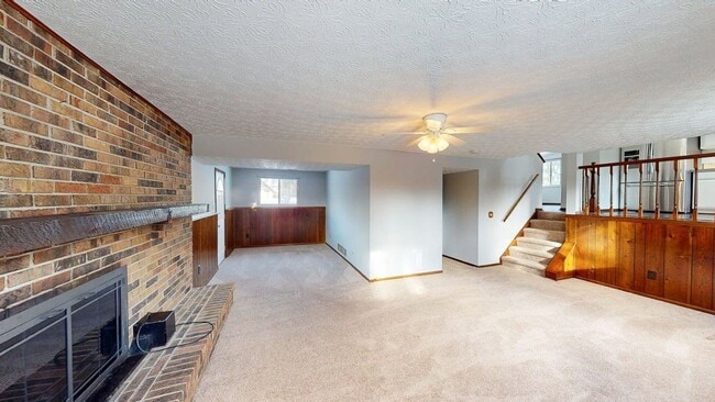 Building Photo - 3919 Quail Hollow Dr