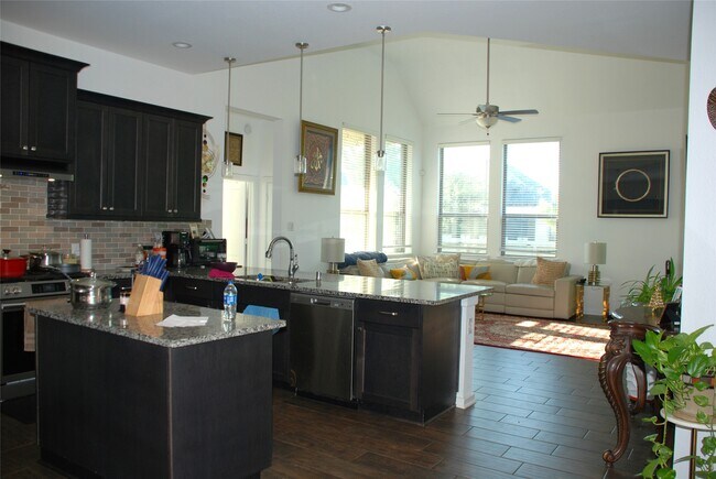 Building Photo - 17506 White Baneberry Dr