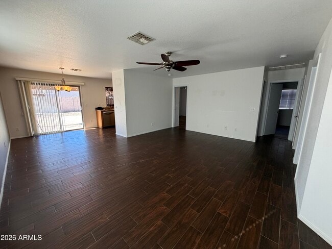 Building Photo - 13825 W Ironwood St