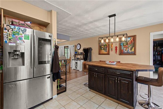 Building Photo - 3054 Bedillion Rd