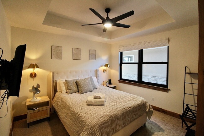 Building Photo - 3332 Danzante Bay Ct