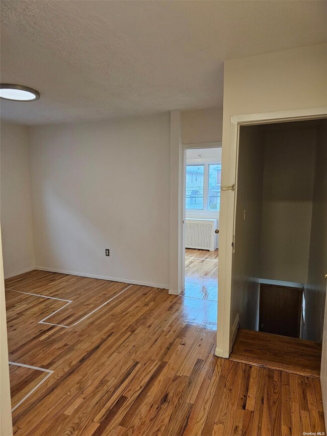 Building Photo - 29-39-39 Curtis St