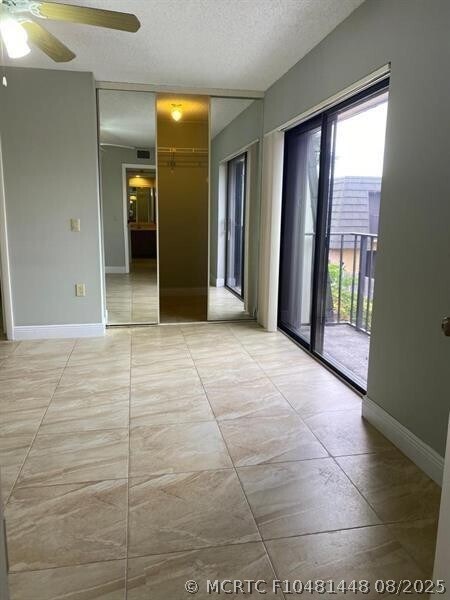 Building Photo - 1204 12th Way