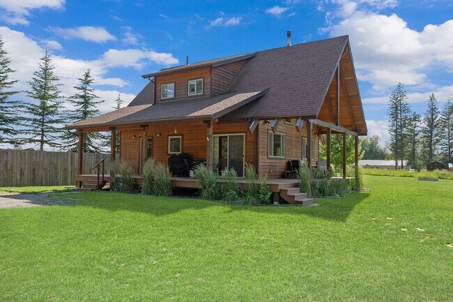 Building Photo - Luxury A-Frame Cabin in Columbia Falls — Near Glacier National Park