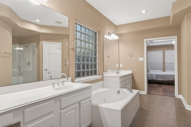Building Photo - 21103 Falcon Creek Ct