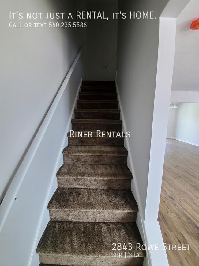 Building Photo - 2843 Rowe St