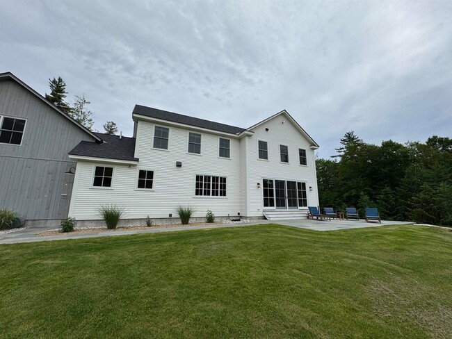 Building Photo - 81 Pine Tree Ln