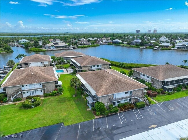 Building Photo - 330 Kon Tiki Dr