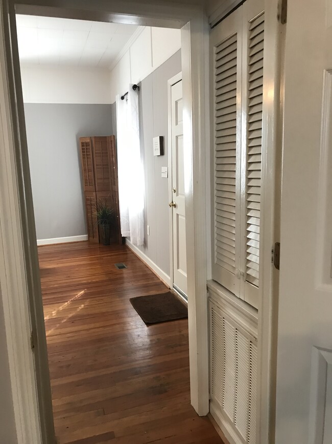 Hallway between LR & 2nd bedroom - 3226 Park Ave