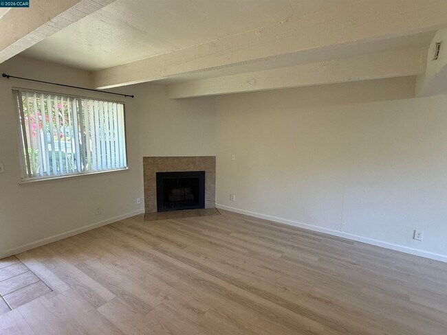 Building Photo - 7032 Fair Oaks Blvd