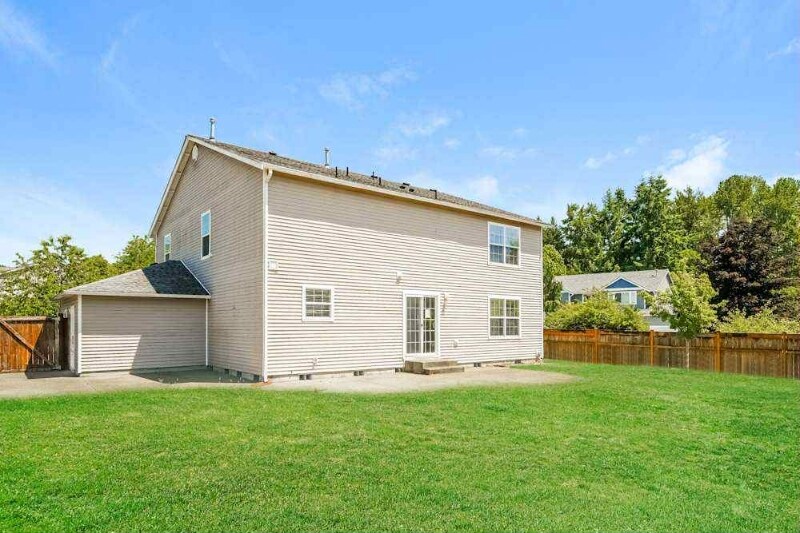 Building Photo - 17407 17th Ave E