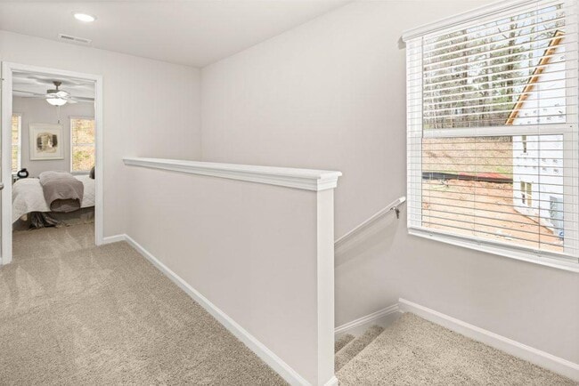 Building Photo - 4285 Notting Hill Dr SW